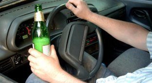 Пьяных водителей будут лишать водительских прав на 10 лет (текст)
