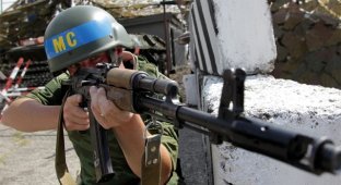 В России заявили о готовящемся вторжении в Украину под видом “миротворцев”: названы признаки