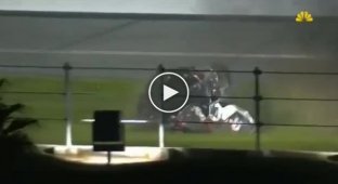 Rolled over 10 times at a speed of 200 km / h and survived: the most spectacular accident in NASCAR
