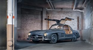 Ржавый Mercedes-Benz 300 SL продали на аукционе за рекордные 5 245 000 долларов (26 фото)