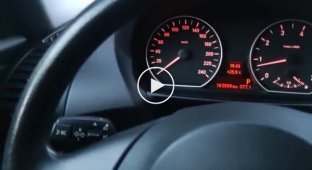 Чому водії на BMW не користуються поворотниками