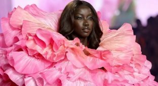 Victoria’s Secret 2026: Ирина Шейк, Кайли Дженнер и бра за 50 миллионов долларов (10 фото)