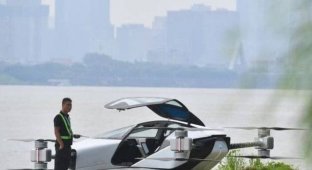 XPeng X2 flying car makes first flight in China (4 photos + video)