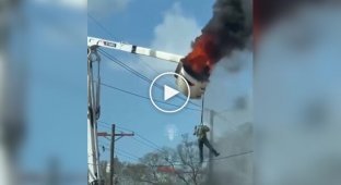 В США электрик чуть не сгорел во время ремонтных работ