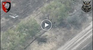 A kamikaze drone hits an enemy large-caliber mortar
