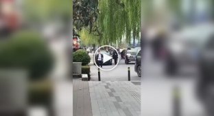 A Chinese resident helped the police neutralize a criminal