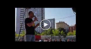Митинг в Москве и смелые слова одного парниши