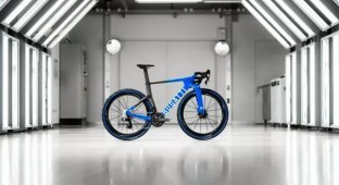 Двухколёсный Bugatti без мотора, но по цене автомобиля (9 фото)