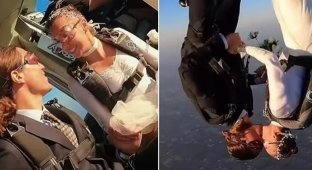 Italian Skydiver Ties the Knot in the Sky (5 Photos + 1 Video)