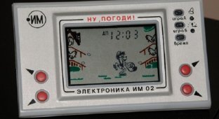 Ноутбуки, микроволновки и планшеты в СССР (14 фото)