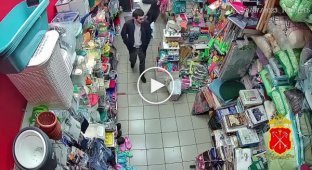 «Ти — не ти, коли припікає»: співробітник магазину відбирав товар у зухвалого викрадача кепок