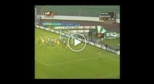 Первый гол молодого Криштиану Роналду в профессиональном футболе