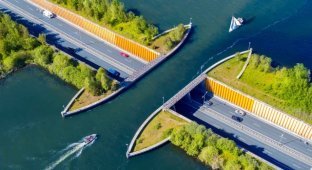 Aqueduct in Veluwemeer (3 photos + video)