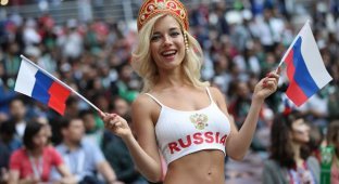 Наталья Немчинова - российская футбольная болельщица с богатым опытом в порно (7 фото)