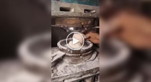 Plate production from Pakistan