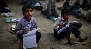 Бесплатная школа в Индии (15 фото)
