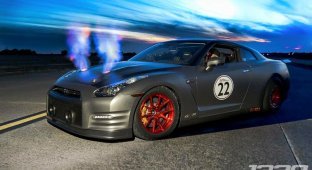 Nissan GT-R установил новый рекорд скорости на 1/2 мили (5 фото + 1 видео)