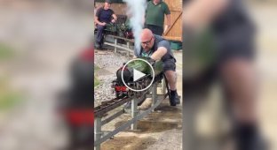 Паровоз для взрослых мальчиков