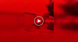 Tropical Cyclone Narelle turns the sky red in Australia