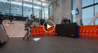 Новый трюк от робота Boston Dynamics