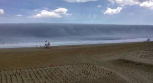 Обманчивое цунами на побережье Нью-Джерси (4 фото)