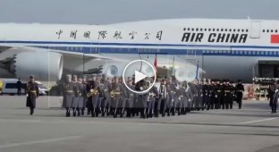 North Korean leader Xi Jinping arrives in Russia