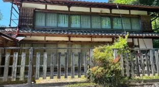 Free mansion in Japan (4 photos)