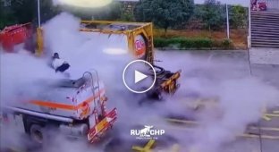 Мощный взрыв сжиженного газа в Китае попал на видео