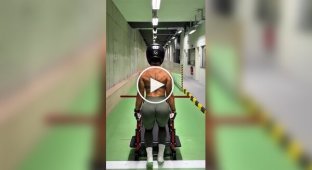 Тренировка с утра для красивой девушки