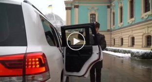 Премьер-министр Великобритании Риши Сунак впервые посетил Киев и встретился с Владимиром Зеленским