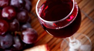 9 причин полюбить красное вино (3 картинки)