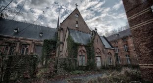 Заброшенная психиатрическая больница в Бельгии (14 фото)