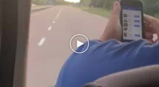 Талантливый маршрутчик. И друзей добавить и довезти пассажиров