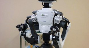 Умные роботы Kawada Nextage настраиваемые под любые задачи (видео)