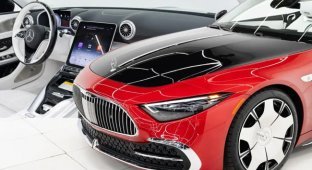 Этот подержанный Maybach SL 680 Monogram имеет всего 15 миль пробега и стоит целое состояние (2 фото)