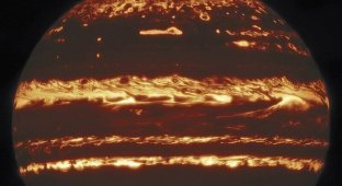 Редкие космические снимки раскрыли тайну грозовых штормов Юпитера (5 фото)