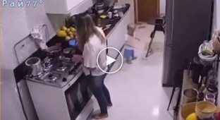 The child stole a knife and chased the housekeeper into the kitchen