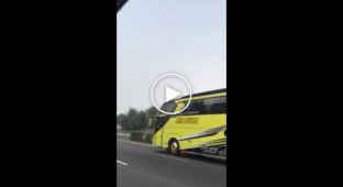 Indonesian idiots record their stupidity on their phones