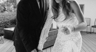 Рита Ора та Тайки Вайтиті показали перші фотографії з весілля (4 фото)