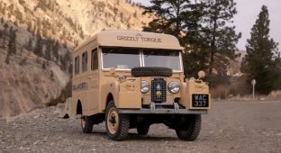 Land Rover The Grizzly Torque 1957 - a rare camper was completely restored (16 photos)