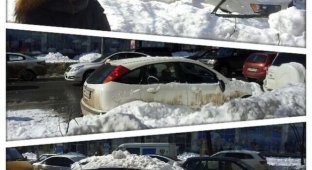 Ледяная глыба раздавила автомобиль (4 фото + видео)