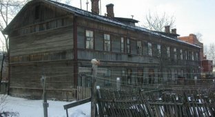 Stalin's barracks (23 photos)