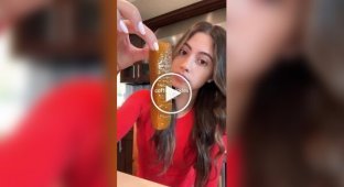 TikTokers started eating pickles with coffee