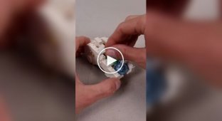 Незвичайний зайчик з Лего