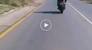 Везучий мотоциклист