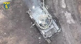 Soldiers of the 103rd ObrTRO hit a Russian tank with a drone