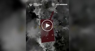Сили безпілотних систем вразили російський комплекс спостереження Муром, танк-гаубицю та вантажівку