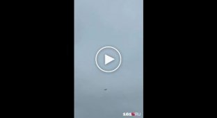 В российском Батайске Ростовской области местные сообщают о неизвестном дроне в небе