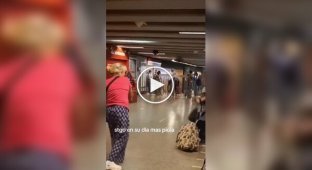 На залізничній станції жінка стає учасницею конфлікту