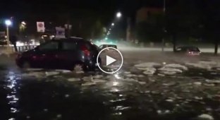 Ледоход и наводнение в центре Рима после ливня